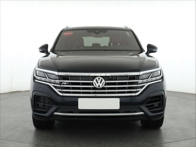 Volkswagen Touareg  3.0 TDI R-Line