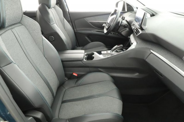 Peugeot 5008  1.5 BlueHDi Allure