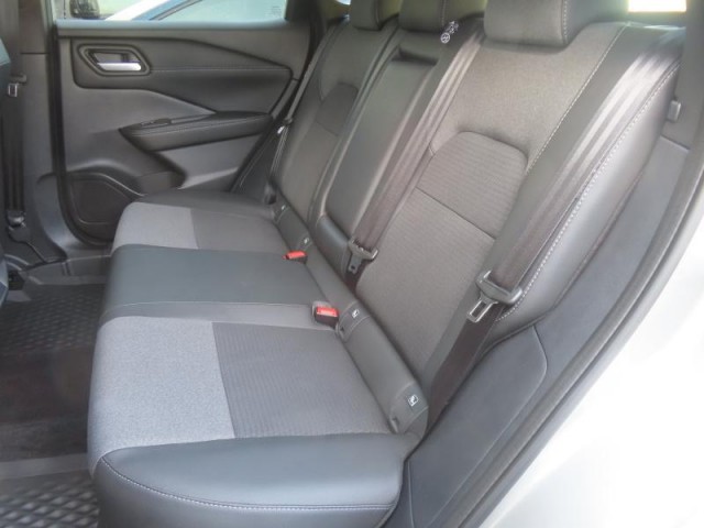 Nissan Qashqai  1.3 DIG-T MHEV N-Connecta