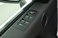 Land Rover Discovery  SDV6 