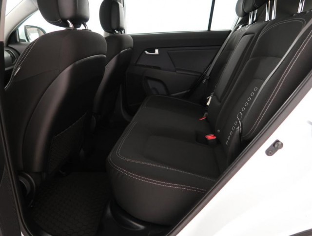 Kia Sportage  1.6 GDI 