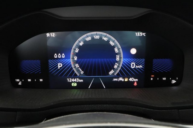 Škoda Karoq  1.5 TSI Drive