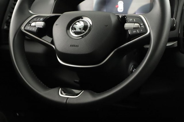 Škoda Karoq  1.5 TSI Fresh