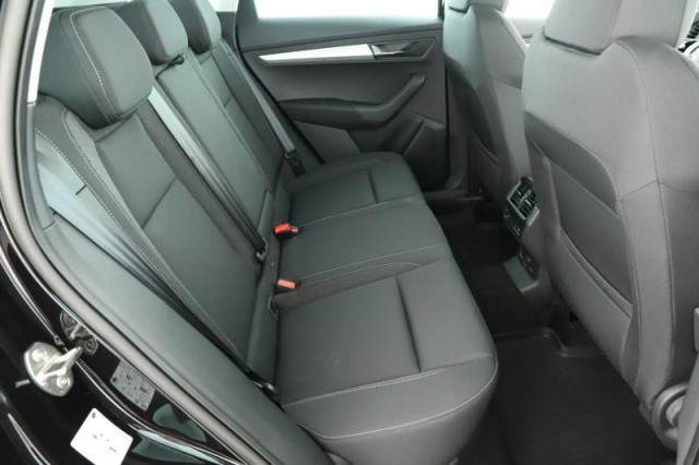 Škoda Karoq  1.5 TSI Fresh