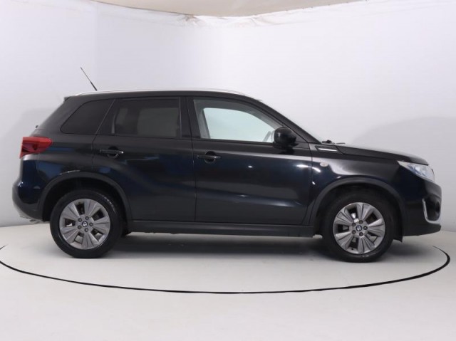 Suzuki Vitara  1.0 BoosterJet 