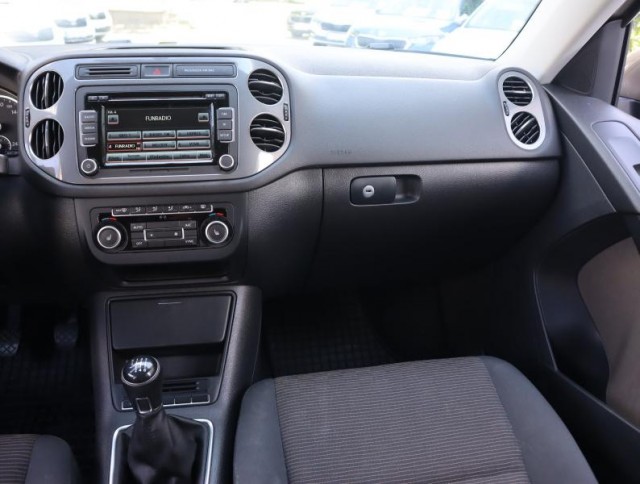 Volkswagen Tiguan  2.0 TDI 