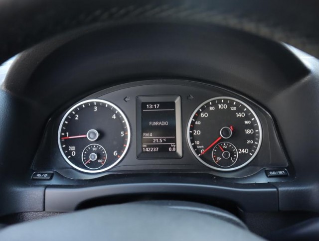 Volkswagen Tiguan  2.0 TDI 