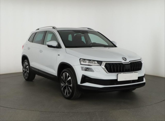 Škoda Karoq  1.5 TSI Drive