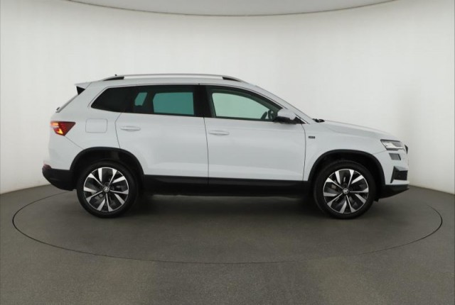 Škoda Karoq  1.5 TSI Drive