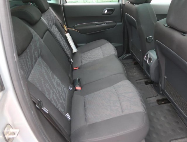 Peugeot 3008  1.6 HDi 