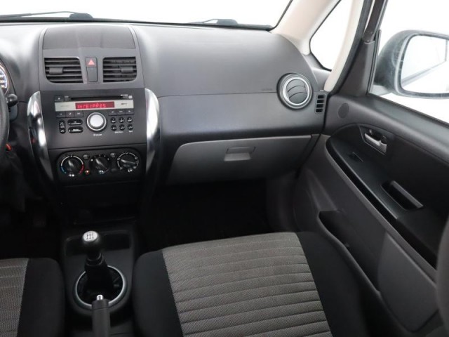 Suzuki SX4  1.6 VVT 
