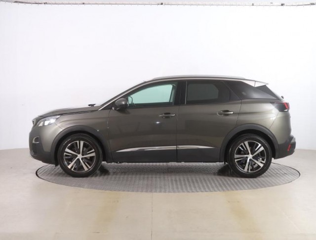 Peugeot 3008  1.2 PureTech Allure