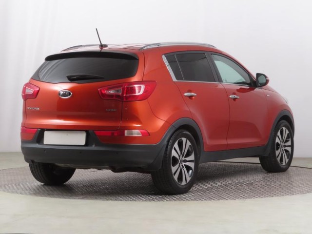 Kia Sportage  2.0 CRDi 