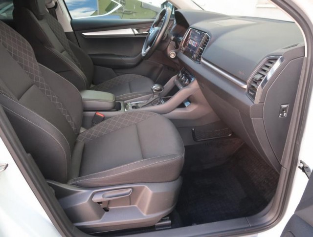 Škoda Karoq  1.5 TSI Ambition
