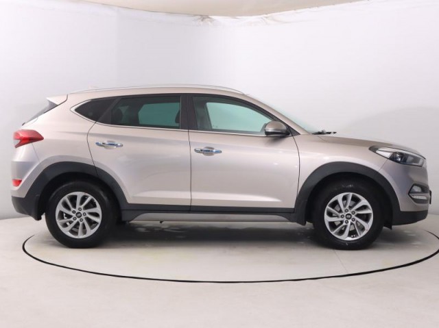 Hyundai Tucson  1.6 GDI 