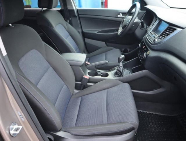Hyundai Tucson  1.6 GDI 