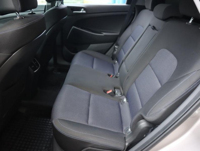 Hyundai Tucson  1.6 GDI 