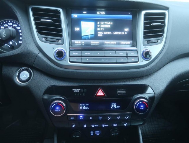Hyundai Tucson  2.0 CRDi 