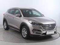 Hyundai Tucson  2.0 CRDi 