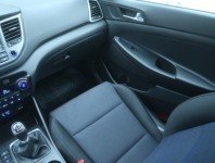 Hyundai Tucson  2.0 CRDi 