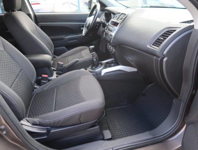 Mitsubishi ASX  1.8 DI-D MIVEC 