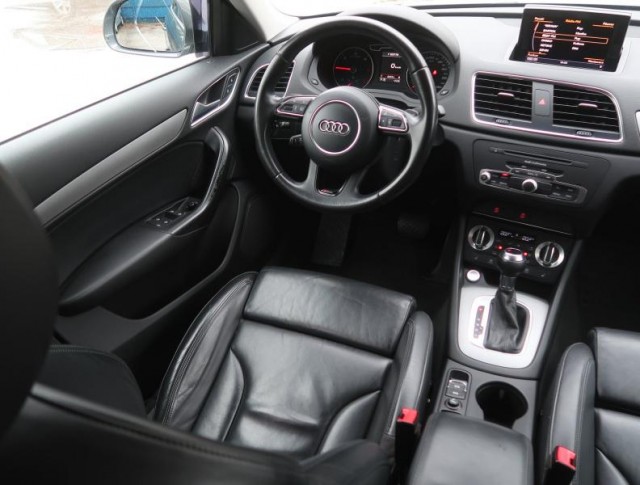 Audi Q3  2.0 TDI Sport