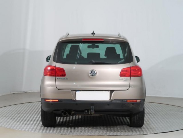 Volkswagen Tiguan  2.0 TDI 