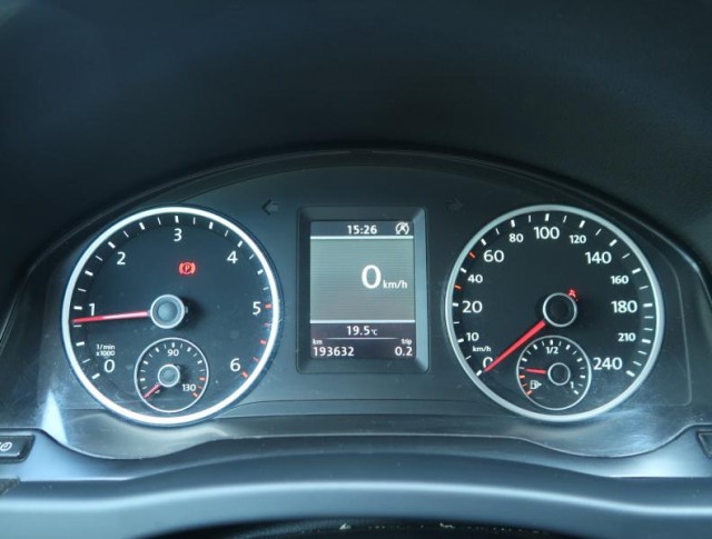 Volkswagen Tiguan  2.0 TDI 