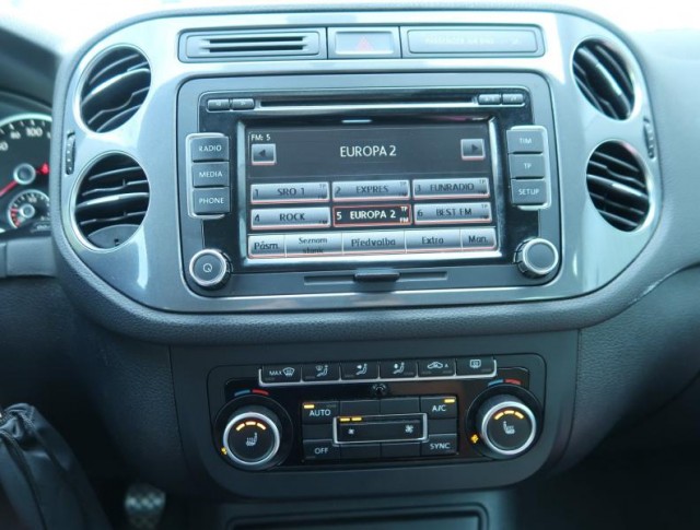 Volkswagen Tiguan  2.0 TDI 