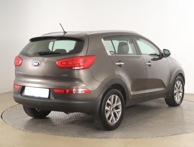Kia Sportage  2.0 CRDi 