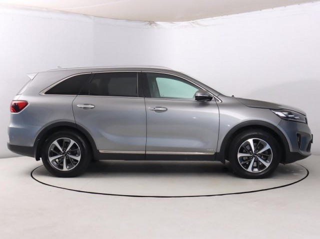 Kia Sorento  2.2 CRDi 