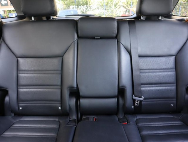 Kia Sorento  2.2 CRDi 