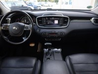 Kia Sorento  2.2 CRDi 