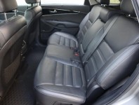 Kia Sorento  2.2 CRDi 