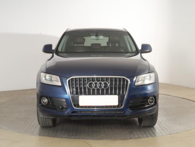 Audi Q5  2.0 TDI S line