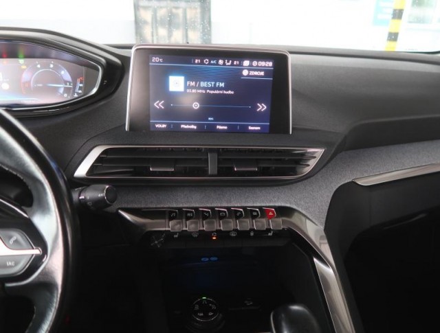 Peugeot 3008  2.0 BlueHDi Allure