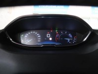 Peugeot 3008  2.0 BlueHDi Allure