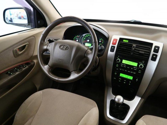 Hyundai Tucson  2.0 CRDi 
