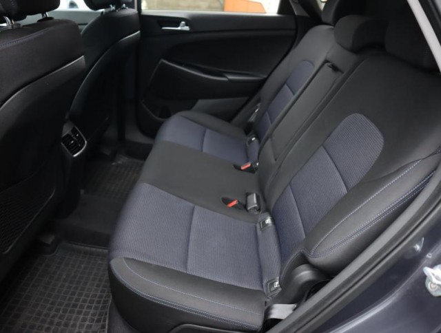 Hyundai Tucson  1.6 GDI 