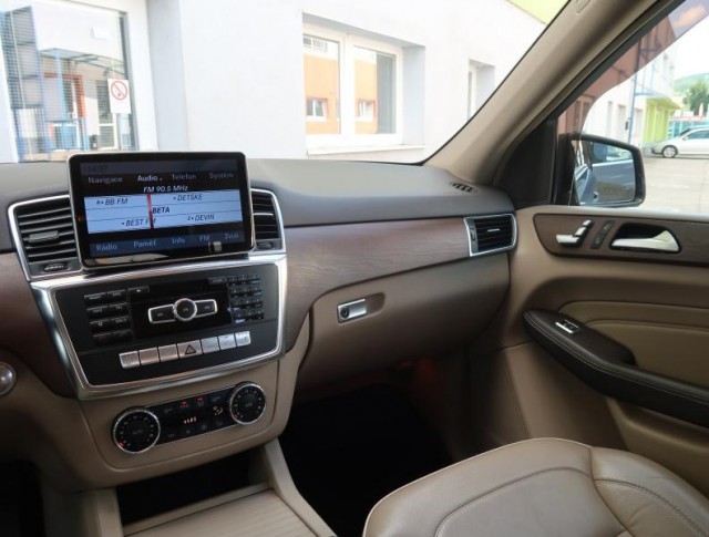 Mercedes-Benz ML  ML 350 BlueTEC 