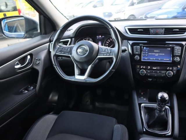 Nissan Qashqai  1.2 DIG-T 
