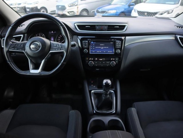 Nissan Qashqai  1.2 DIG-T 