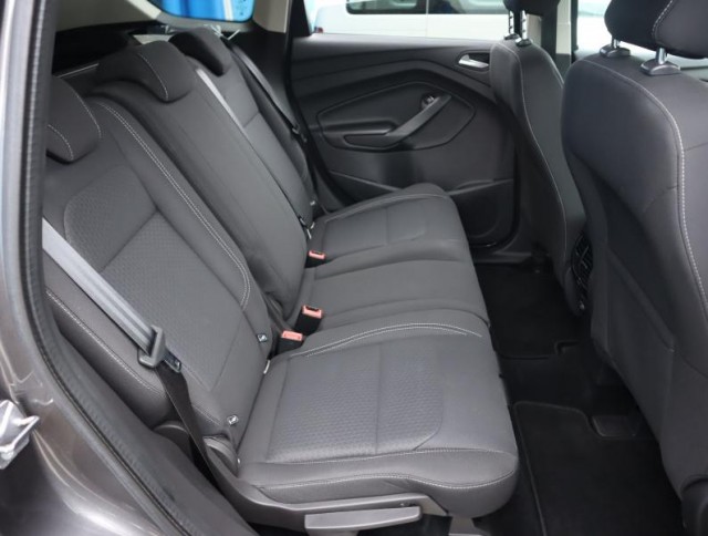 Ford Kuga  1.5 TDCi Individual