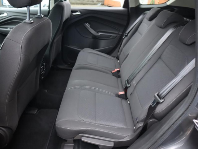 Ford Kuga  1.5 TDCi Individual