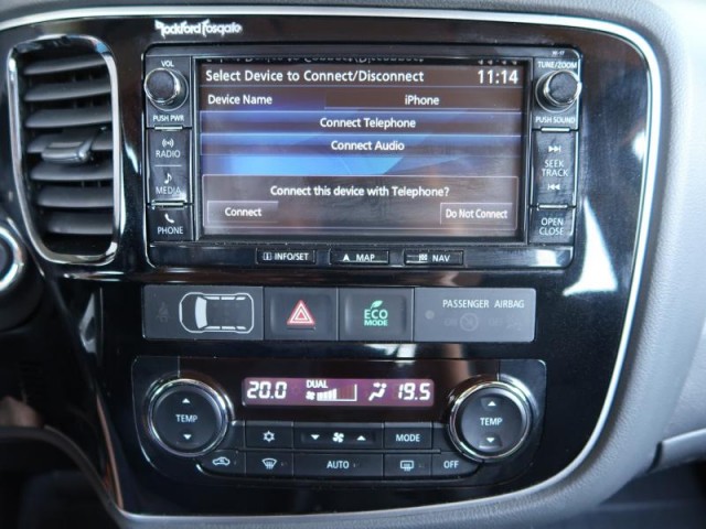 Mitsubishi Outlander  2.2 DI-D Instyle