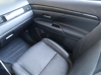 Mitsubishi Outlander  2.2 DI-D Instyle