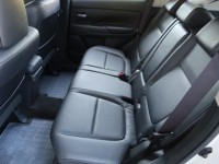 Mitsubishi Outlander  2.2 DI-D Instyle