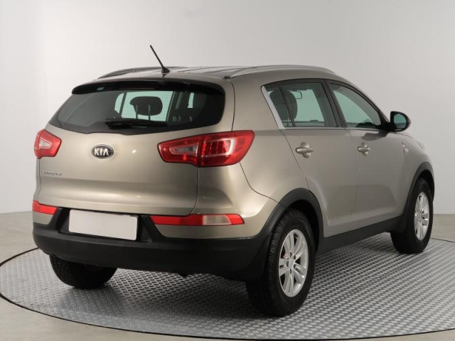 Kia Sportage  2.0 CVVT Comfort