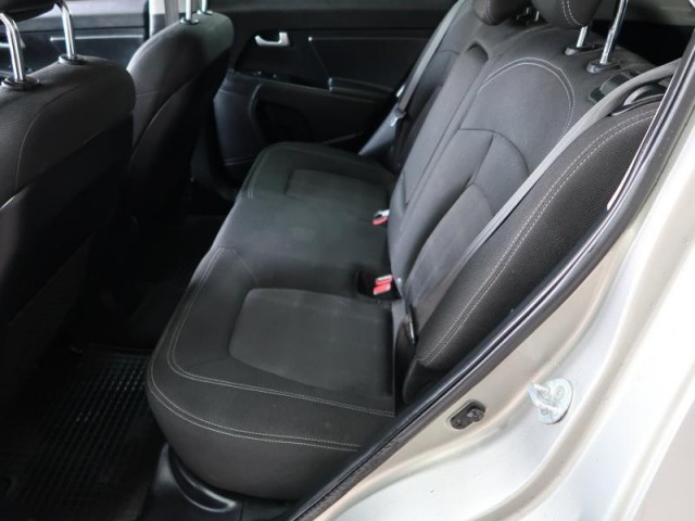 Kia Sportage  2.0 CVVT Comfort