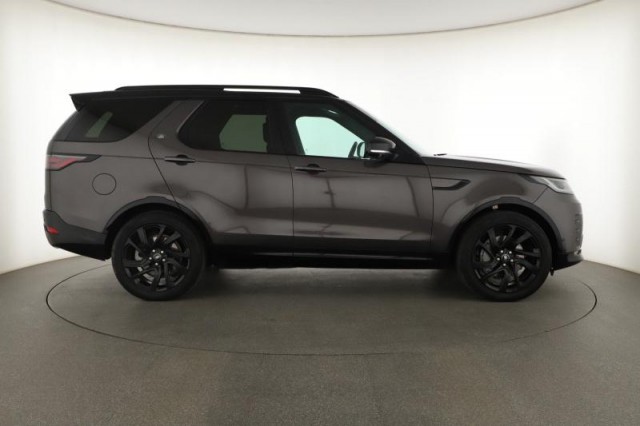 Land Rover Discovery  D300 